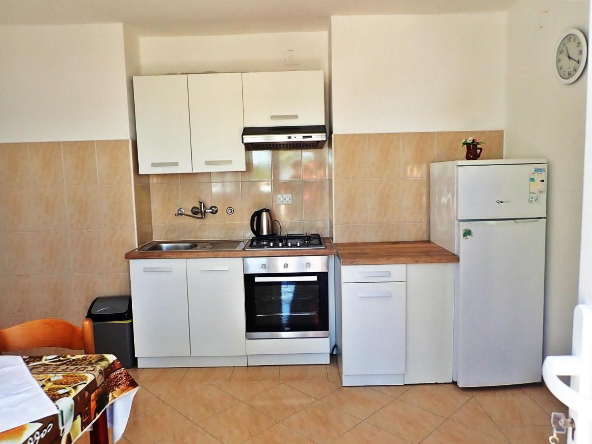 Apartmani Ivica & Boja Стариград-Пакленица Экстерьер фото