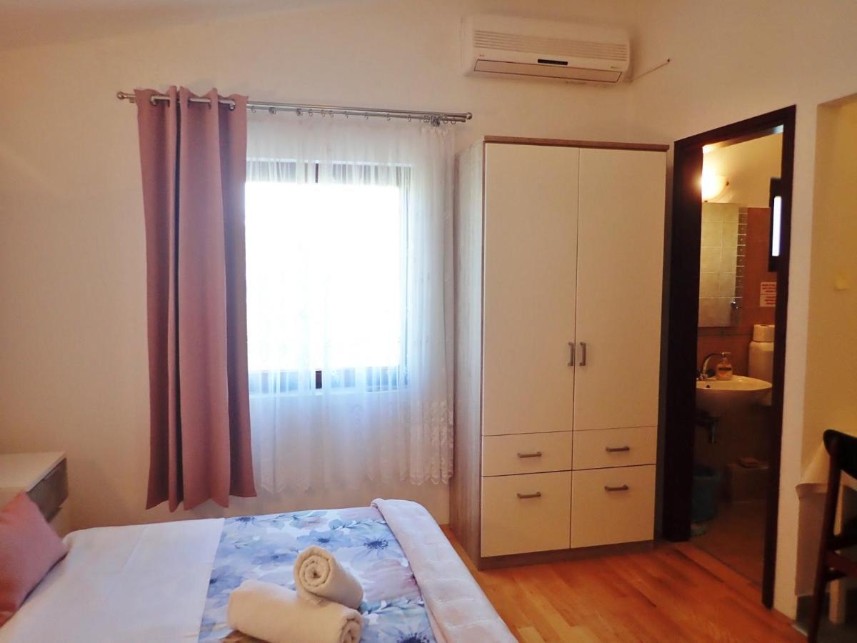 Apartmani Ivica & Boja Стариград-Пакленица Экстерьер фото