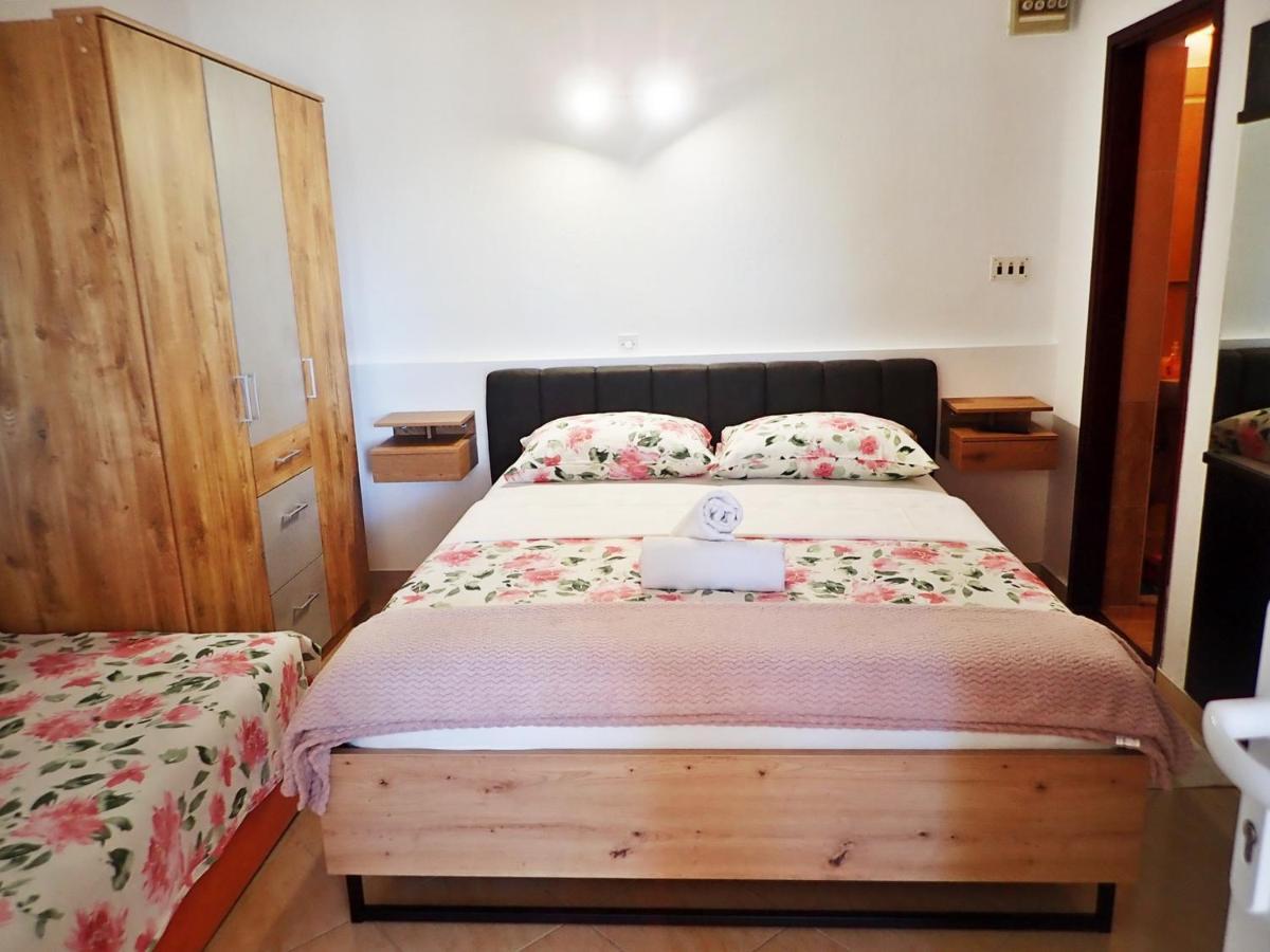 Apartmani Ivica & Boja Стариград-Пакленица Экстерьер фото